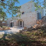 Lamia Nova * Ostuni